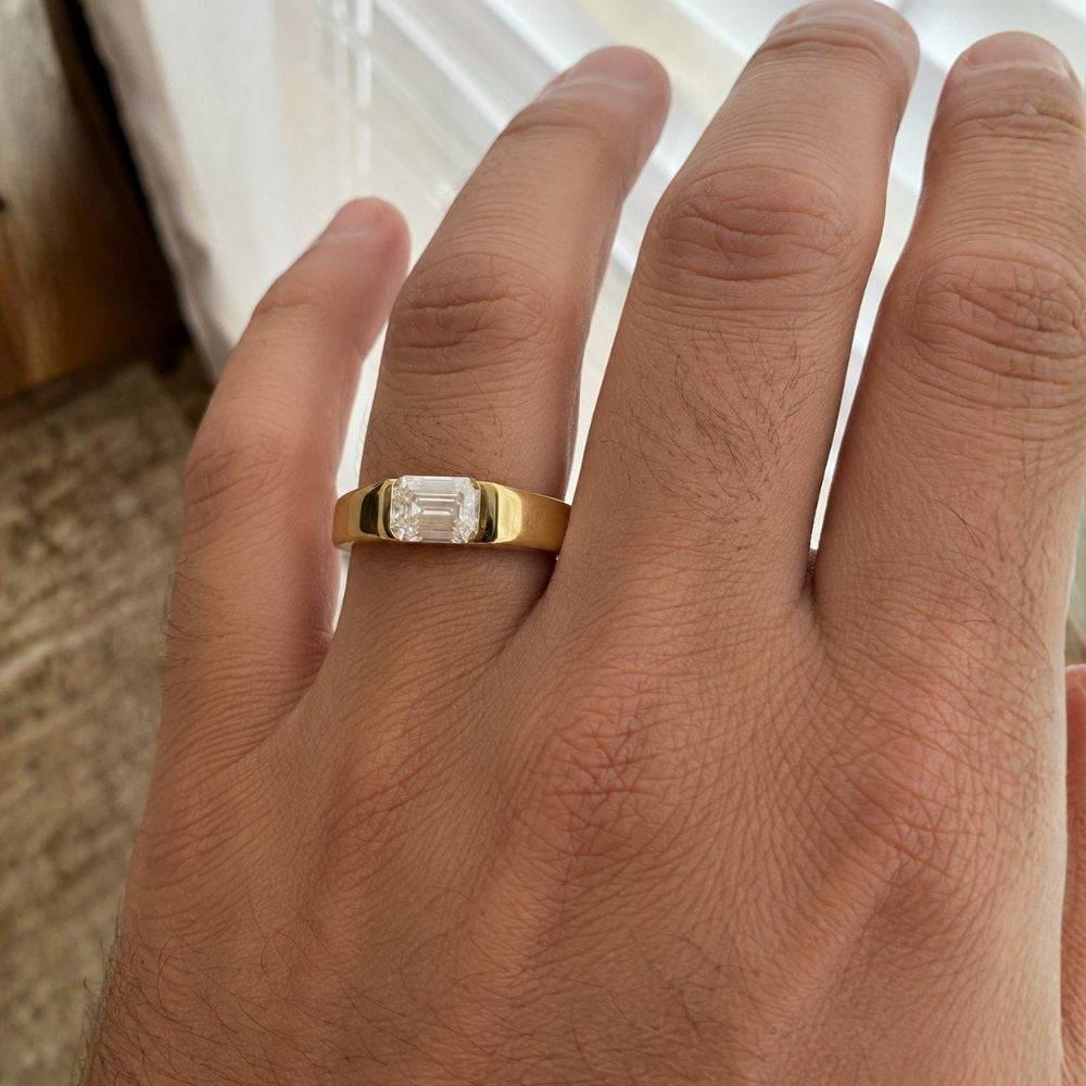 Koa 1ct Emerald Unisex Ring