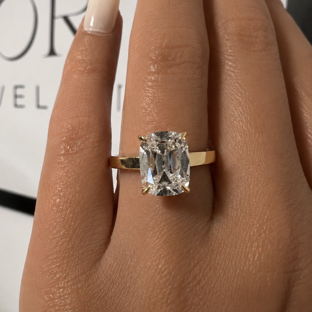 Elaria 3ct OMC Cushion Solitaire Ring