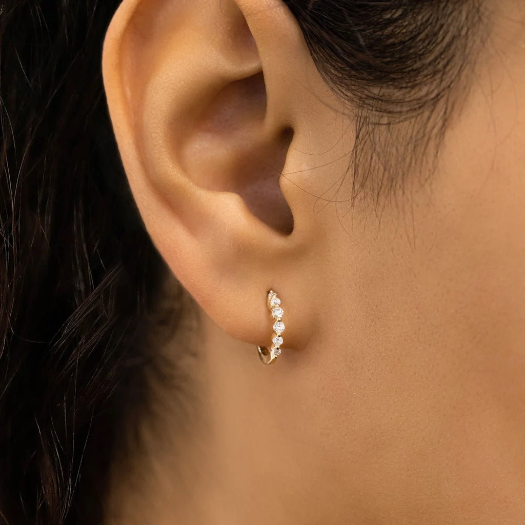 Elkie 1.0cttw Moissanite Huggie Earrings image 1