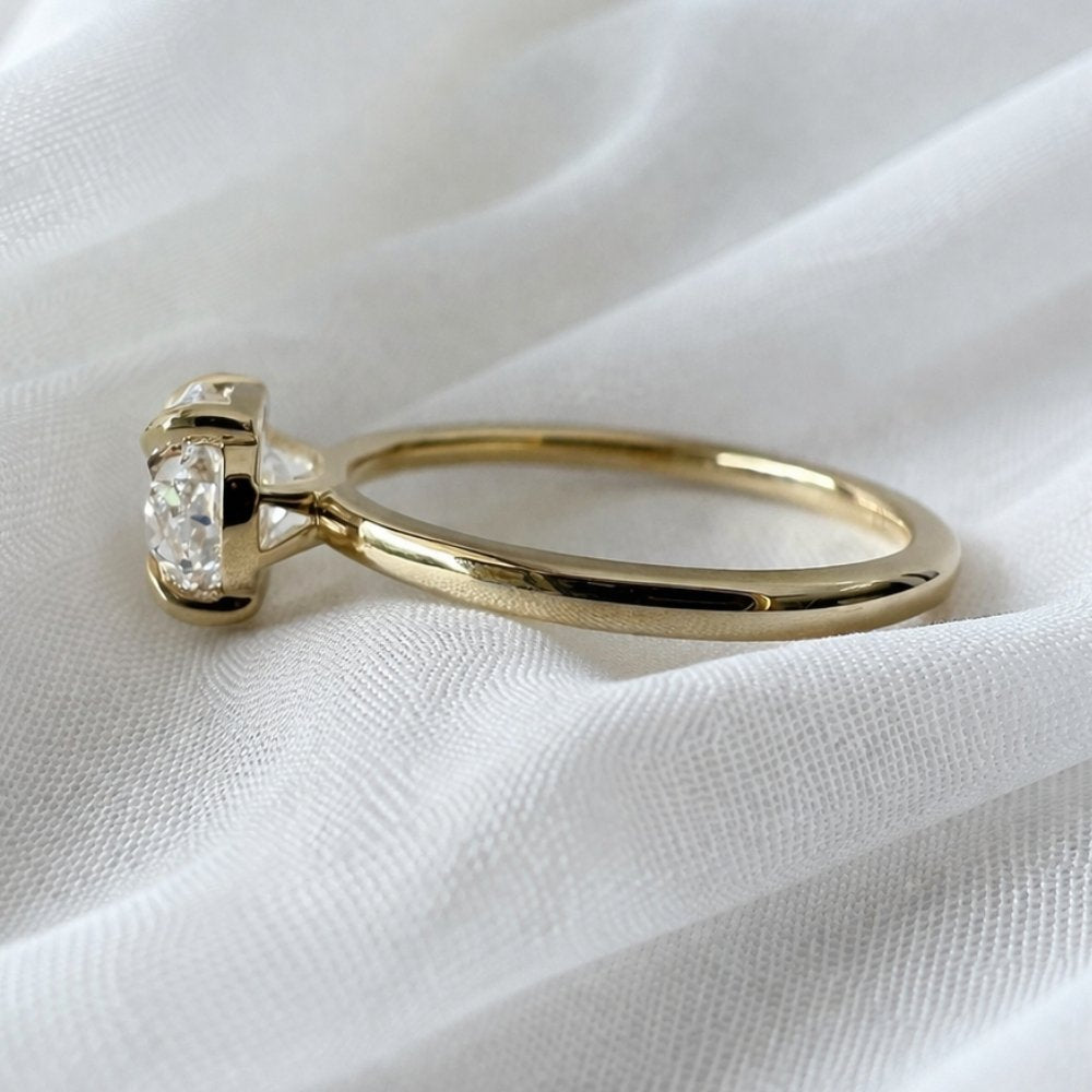 Signature Clara 2ct East West Oval Cut Ring image 3