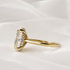 Ivy 4ct Oval Trellis Ring