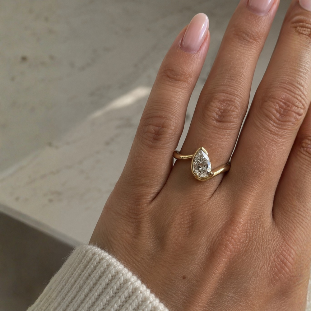Fifi 0.7ct Pear Lab Diamond Tilted Pinky Ring