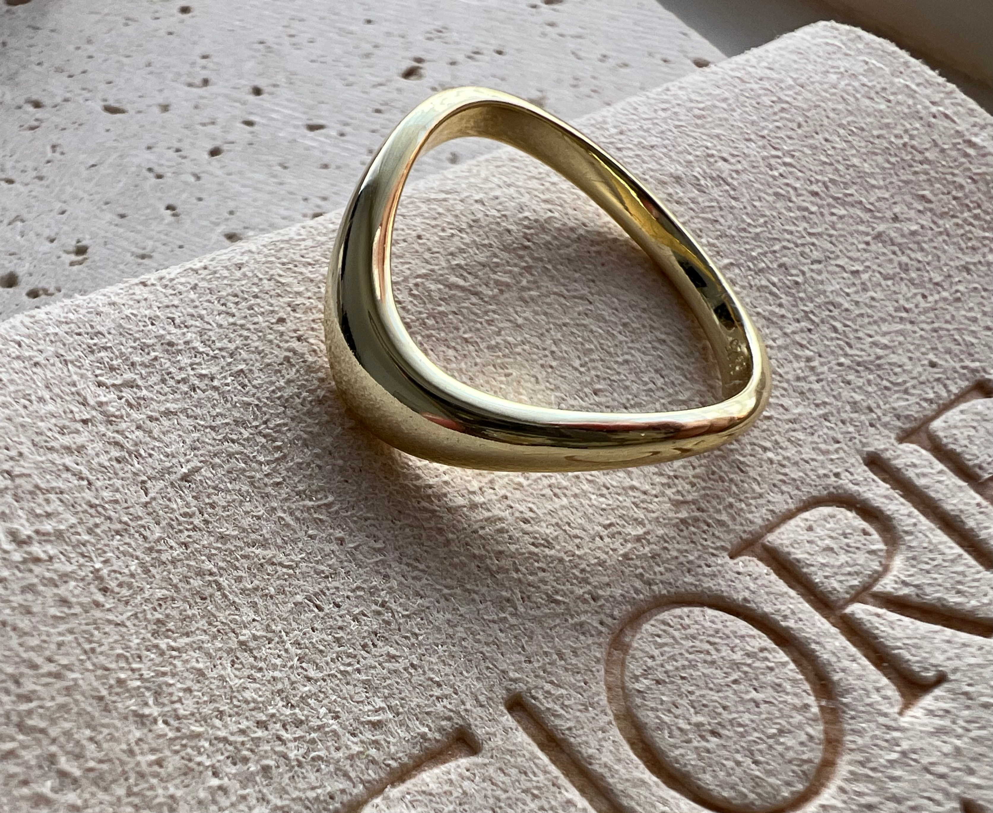Signature Luma Wave Band image 4