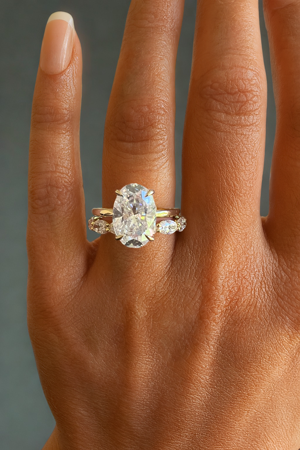 Signature Ophelia Oval Cut 4ct Solitaire Ring image 4