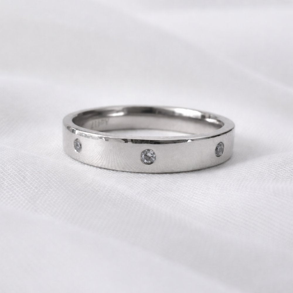 Signature Lyla 3mm Hammer Set Flat Ring image 5
