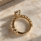 Valentina 4.8CTW Oval Ring